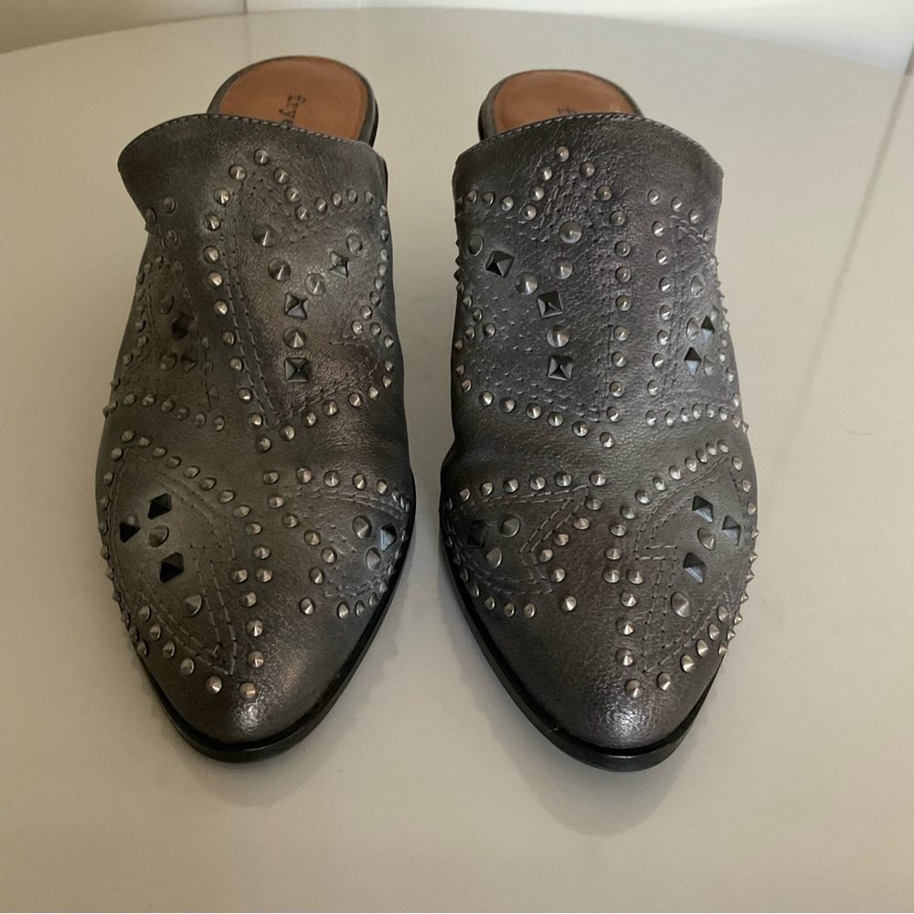 Frye  EUC Phoenix Distressed Leather Studded Mules. Size 10. - Picture 3 of 6